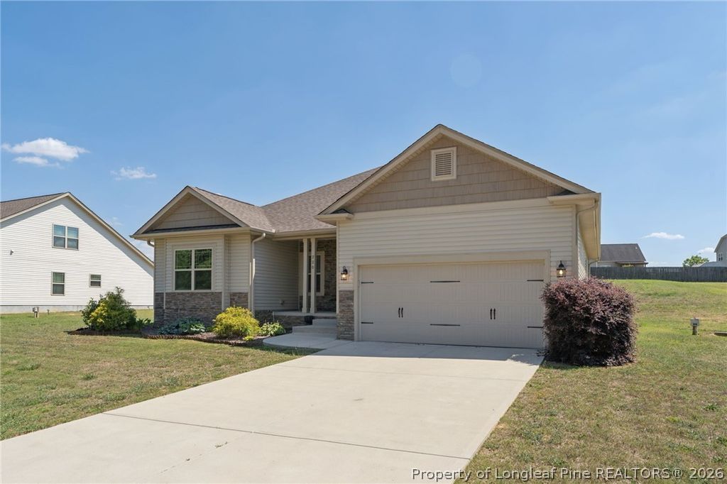 Photo of 220 Glendale Circle, Sanford, NC 27332 (MLS # 763151)