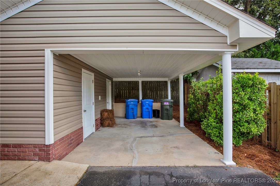 1812 Sunnyside Circle