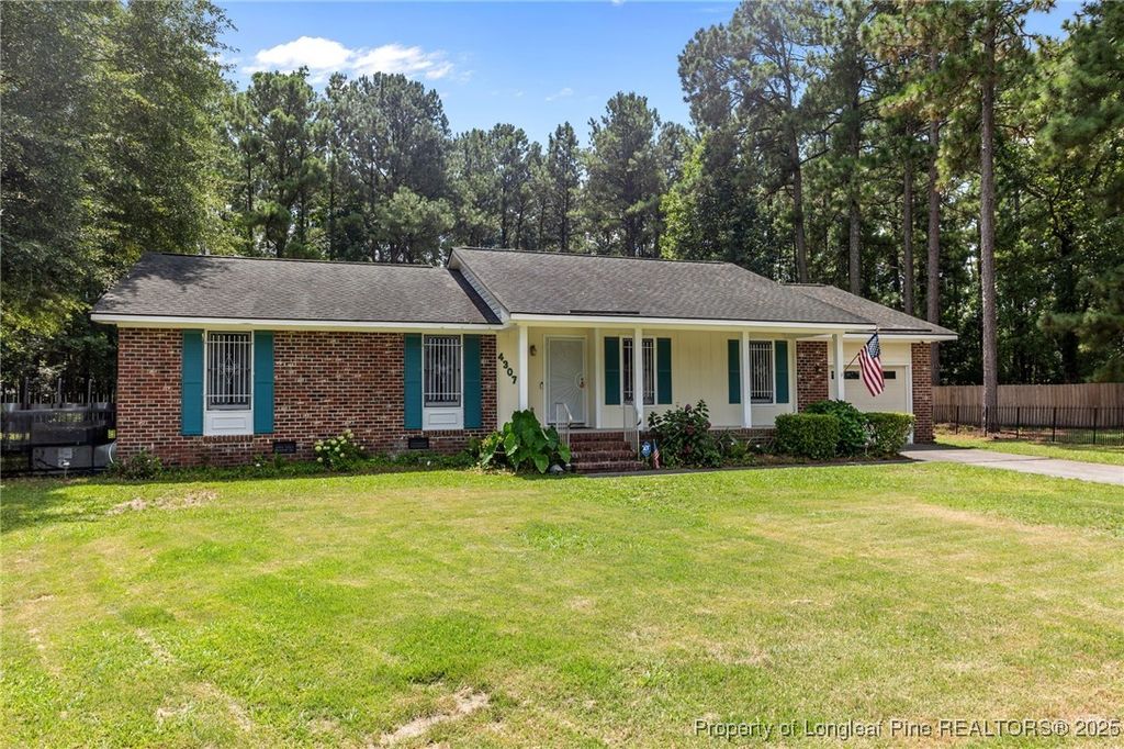 Photo of 4307 Bridge Street, Hope Mills, NC 28348 (MLS # 751127)