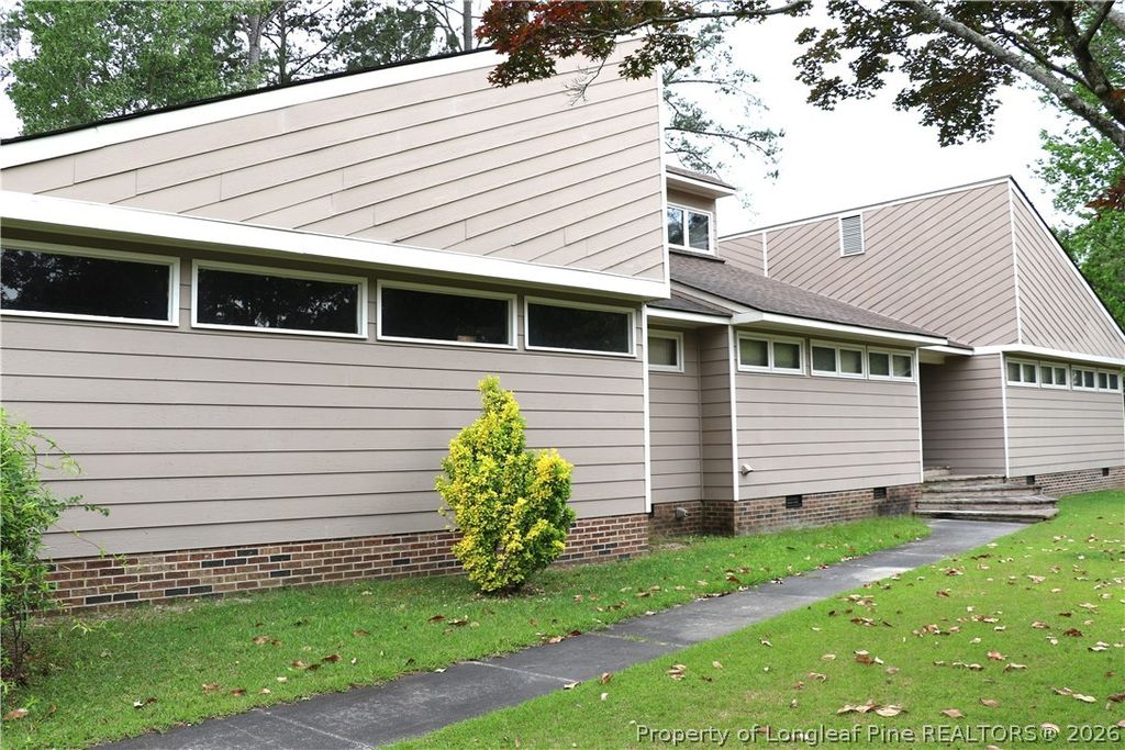 Photo of 4206 Aldwych Street, Lumberton, NC 28358 (MLS # 762800)