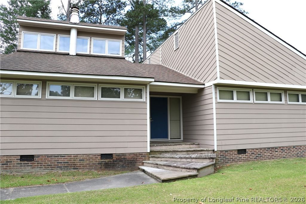 Photo of 4206 Aldwych Street, Lumberton, NC 28358 (MLS # 762800)