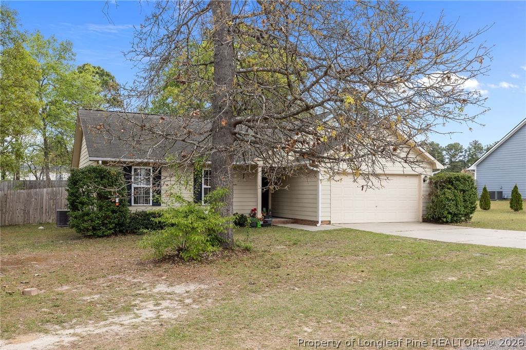 Photo of 236 Proclamation Drive, Raeford, NC 28376 (MLS # 760295)