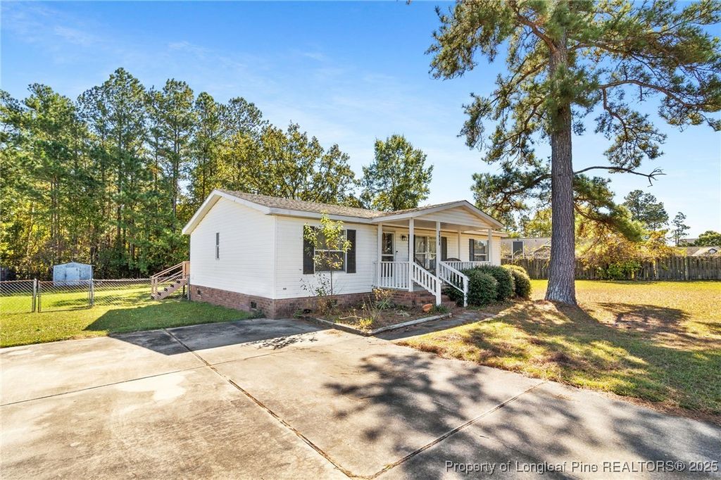 Photo of 1813 O&#39;Brannon Drive, Raeford, NC 28376 (MLS # 751861)