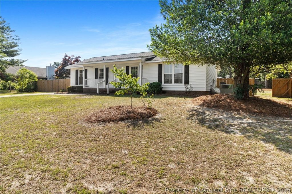 Photo of 5707 Archer Road, Hope Mills, NC 28348 (MLS # 763679)