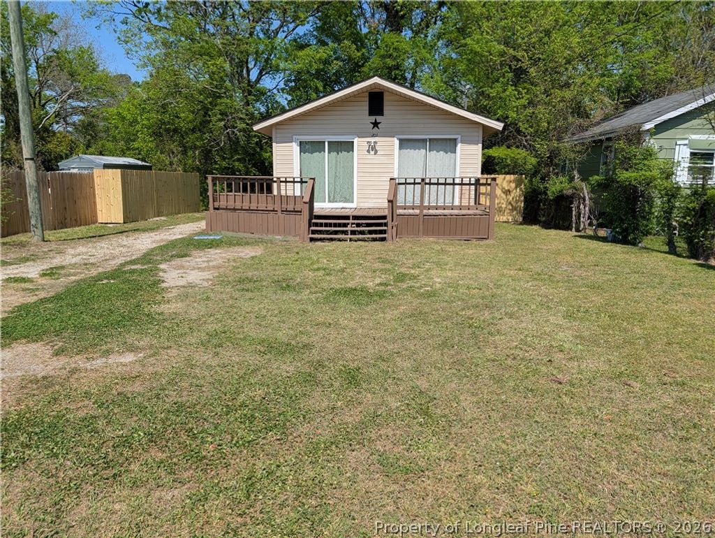 Photo of 203 Wall Street, Fayetteville, NC 28301 (MLS # 760012)