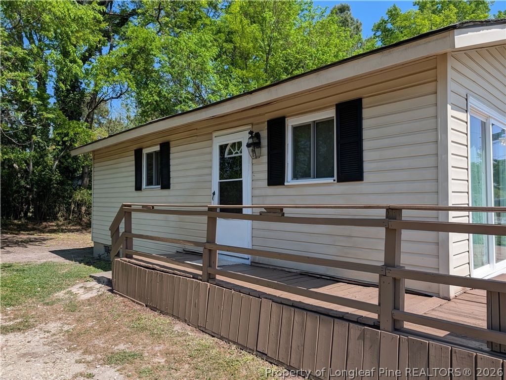 Photo of 203 Wall Street, Fayetteville, NC 28301 (MLS # 760012)