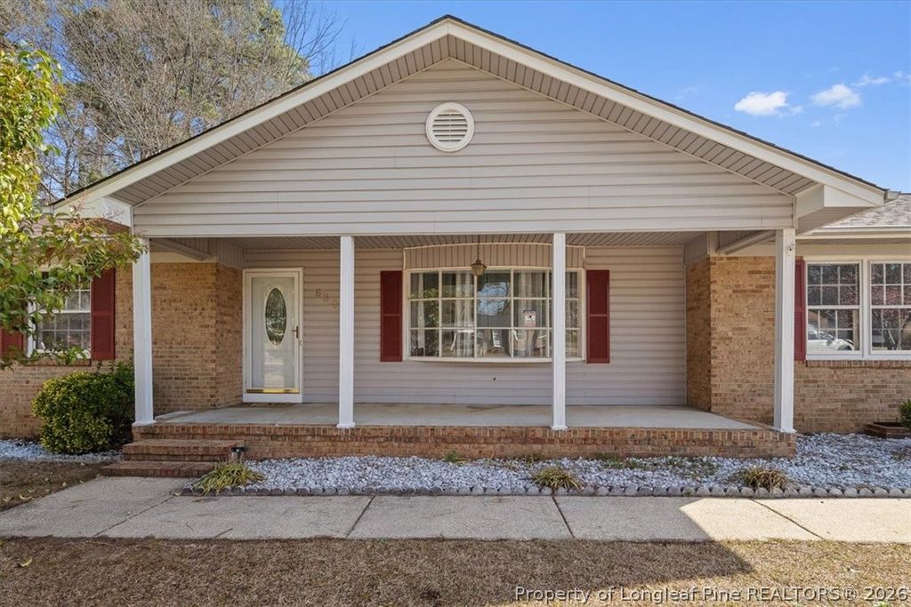 Photo of 630 Bedford Road, Fayetteville, NC 28303 (MLS # 758425)