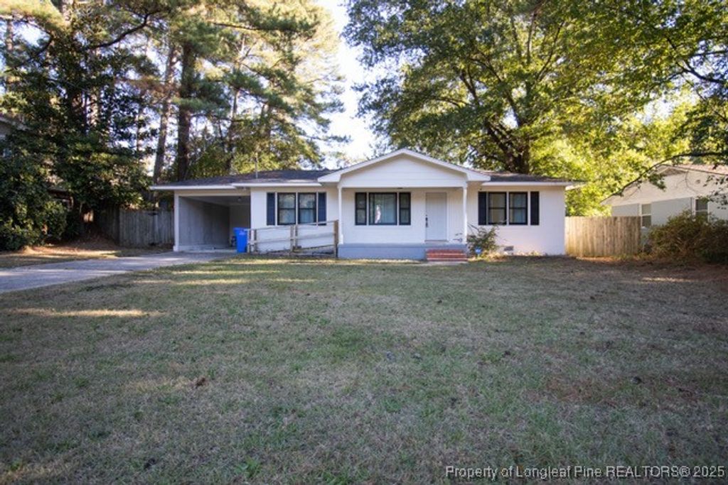 Photo of 2013 Mango Circle, Fayetteville, NC 28304 (MLS # 751658)