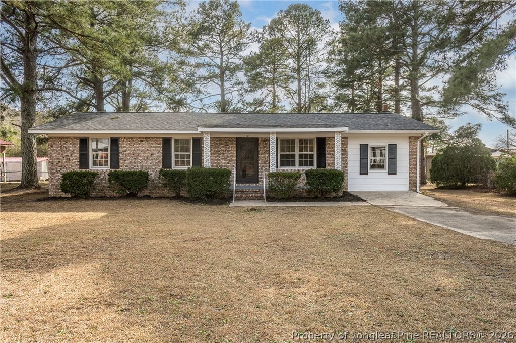 Photo of 107 Victoria Drive, Parkton, NC 28371 (MLS # 758564)