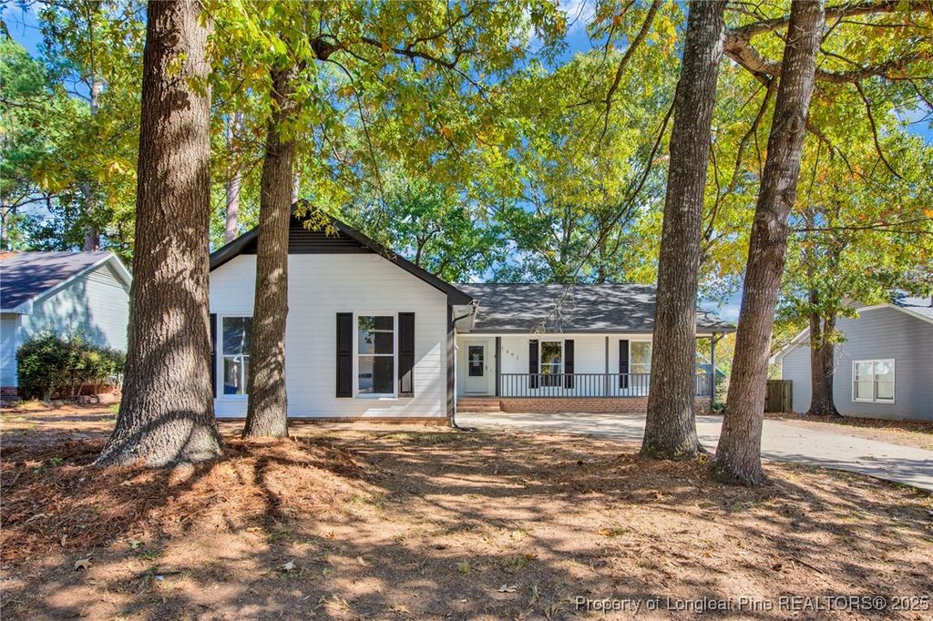 Photo of 7491 Fairpoint Road, Fayetteville, NC 28314 (MLS # 752528)