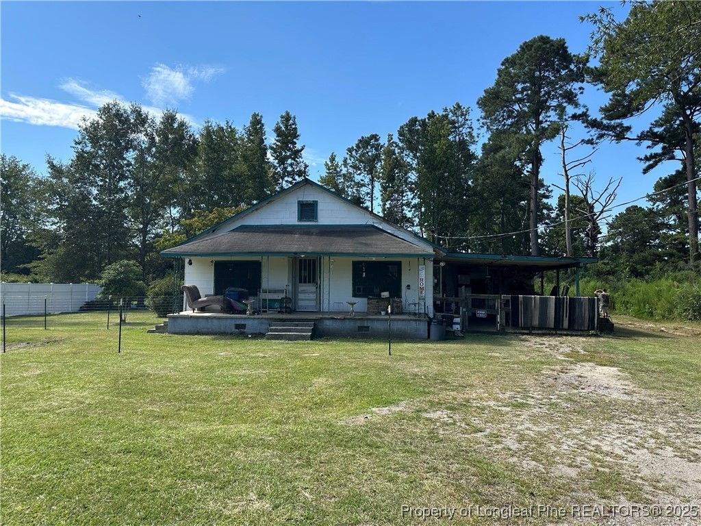 Photo of 378 Boone Road, Lumberton, NC 28360 (MLS # 751358)