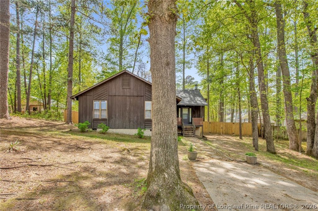 Photo of 5939 Waters Edge Drive, Fayetteville, NC 28314 (MLS # 760585)