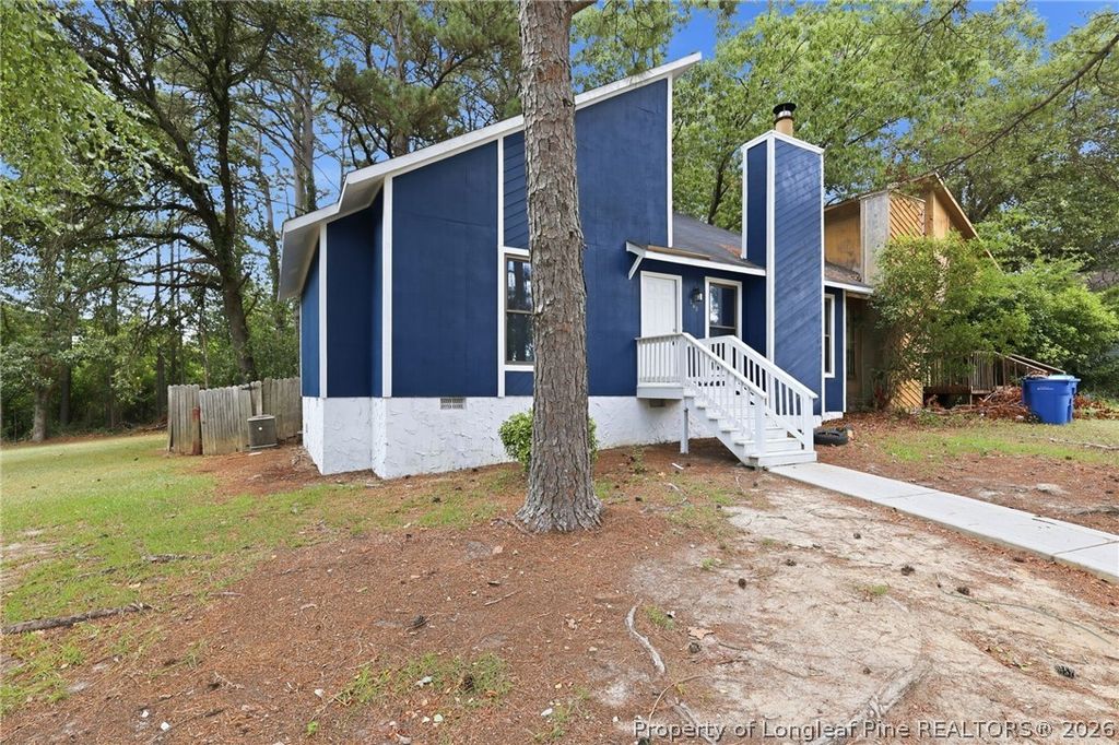 Photo of 860 Danish Drive, Fayetteville, NC 28303 (MLS # 765758)