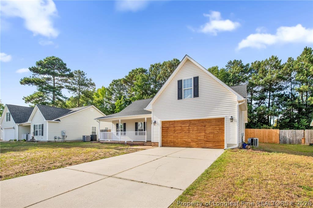 Photo of 3696 Pioneer Drive, Hope Mills, NC 28348 (MLS # 764569)