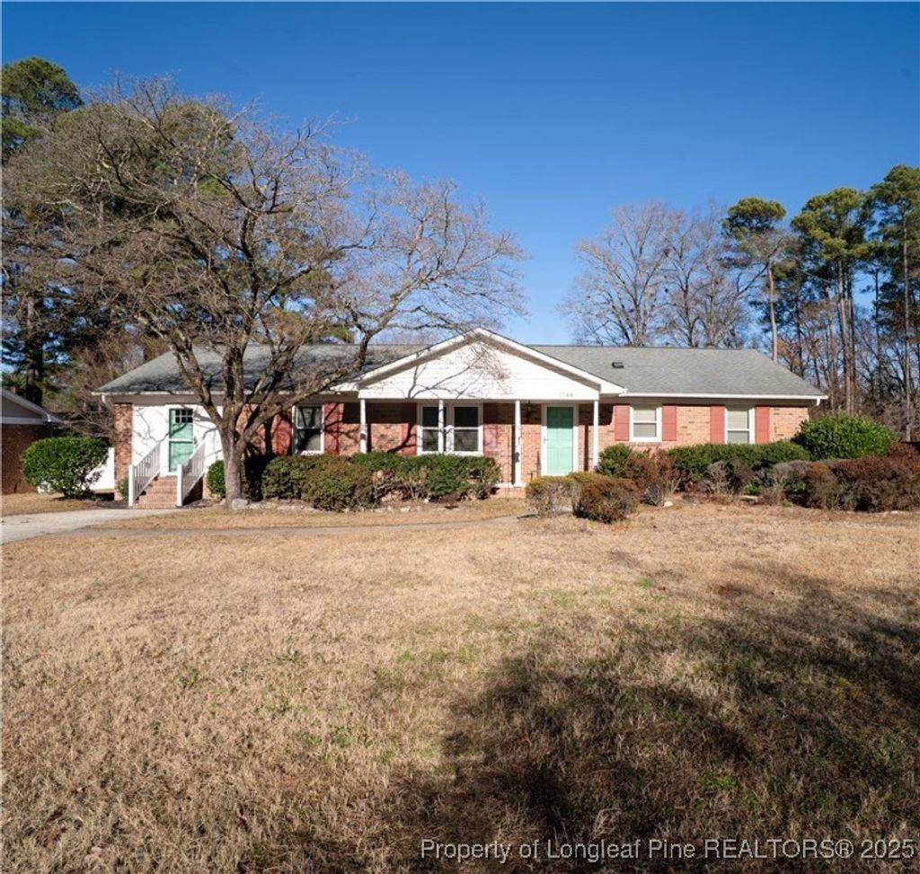 Photo of 1733 Daisy Lane, Fayetteville, NC 28303 (MLS # 755049)