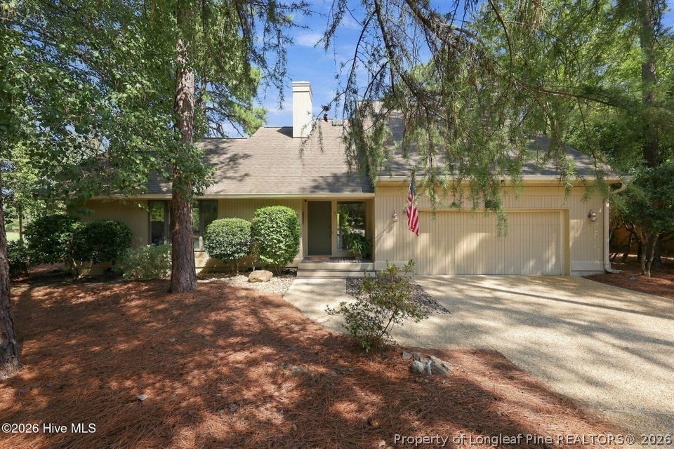 Photo of 25 Lake Hills Road, Pinehurst, NC 28374 (MLS # 770045)