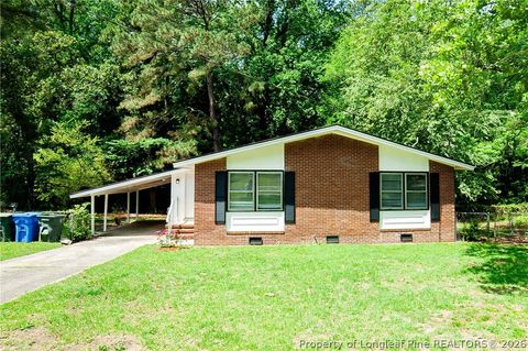 Photo of 835 Durwood Drive, Fayetteville, NC 28311 (MLS # 763471)