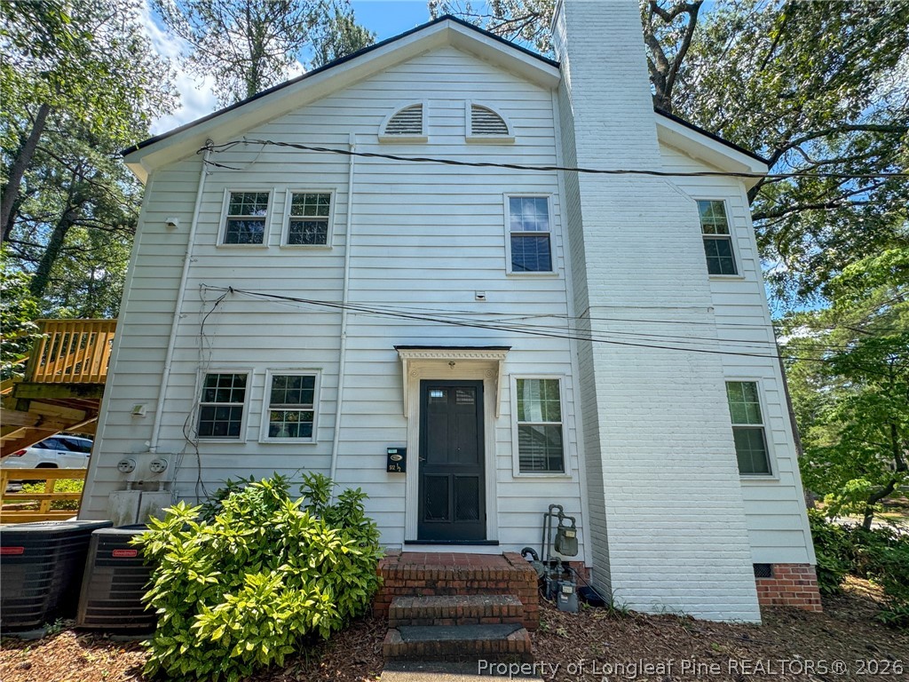Photo 1 of 19 — 512 1/2 Westmont Drive, Fayetteville, NC 28305