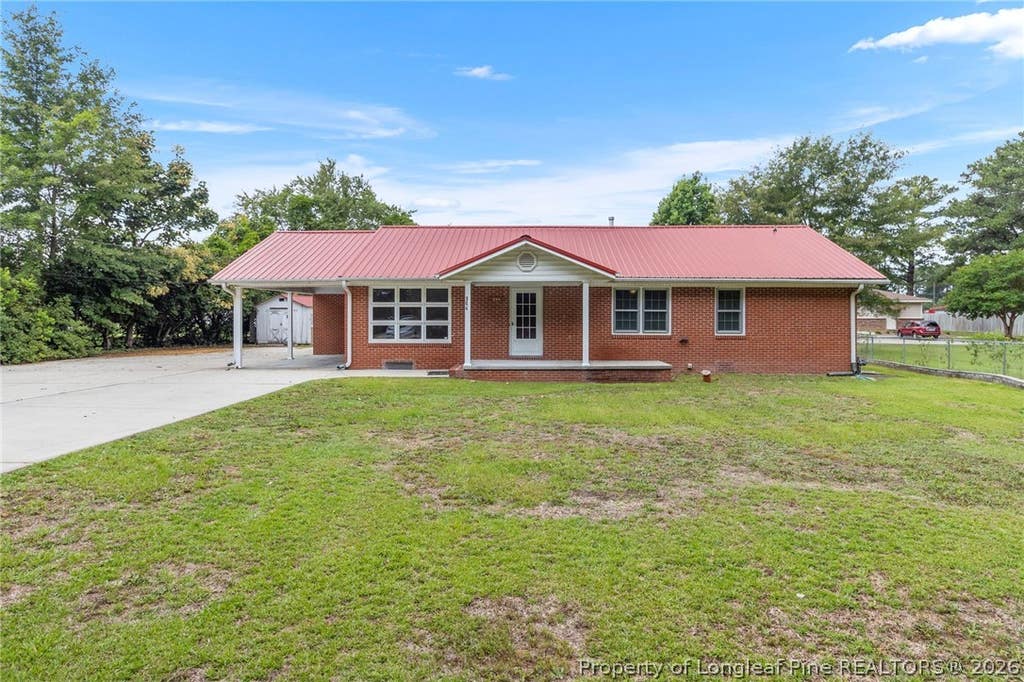 Photo of 344 S 4th Street, St Pauls, NC 28384 (MLS # 764447)
