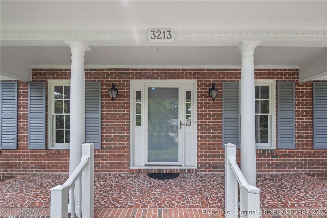 3213 Kentyre Drive