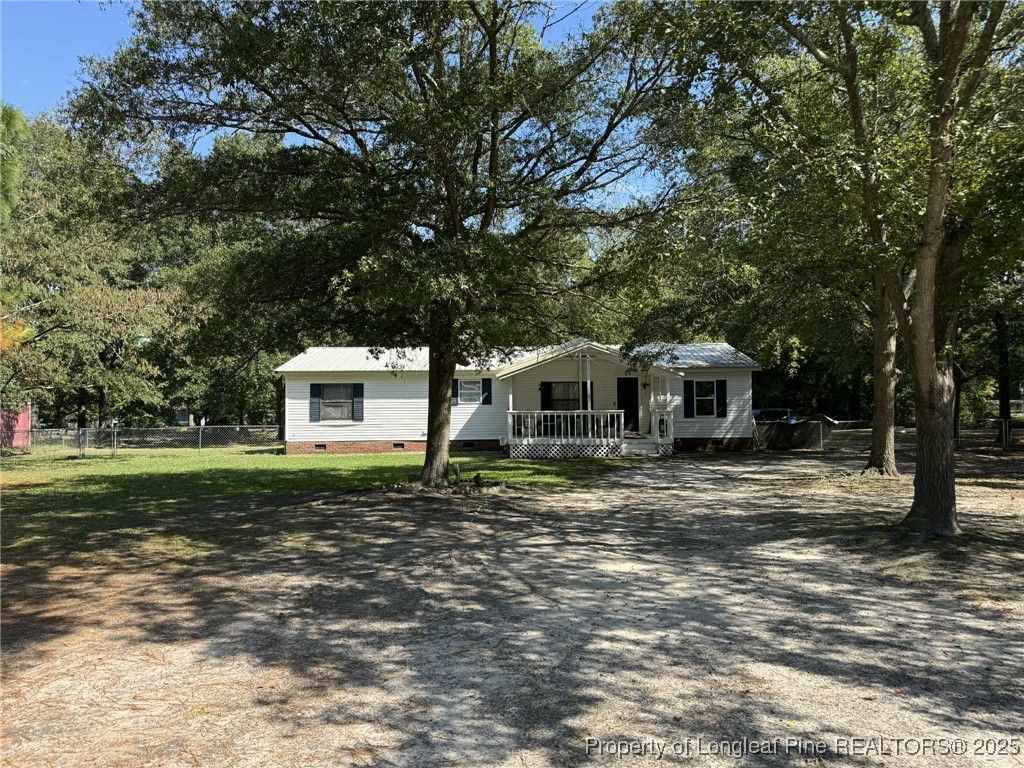 Photo of 212 Grummen Road, Hope Mills, NC 28348 (MLS # 751036)
