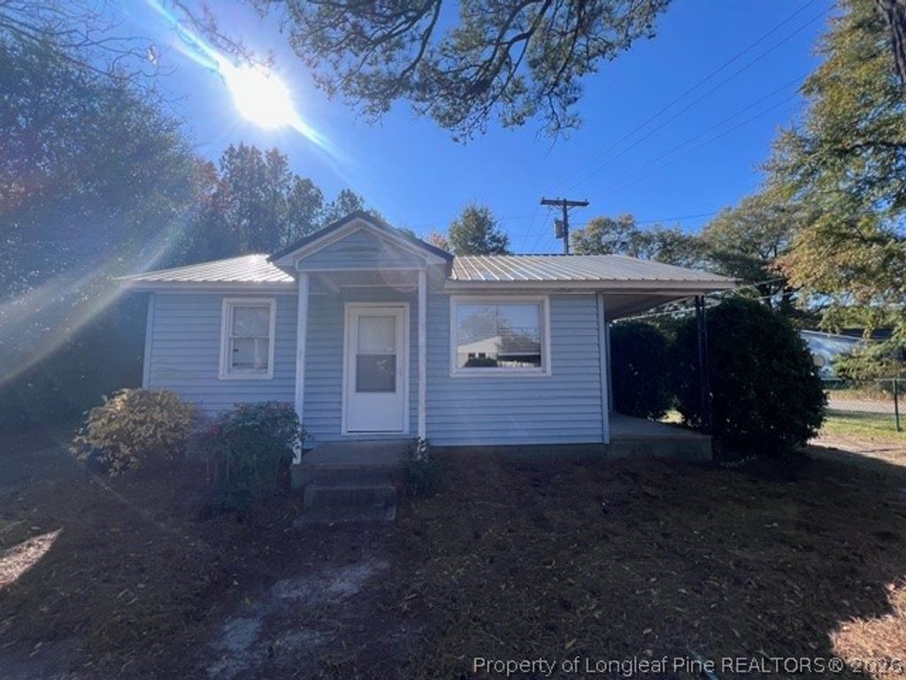 Photo of 4252 Deadwyler Drive, Fayetteville, NC 28311 (MLS # 758934)