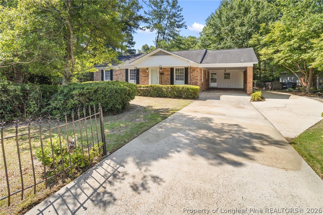 Photo 1 of 29 — 309 Kenwood Drive, Fayetteville, NC 28311