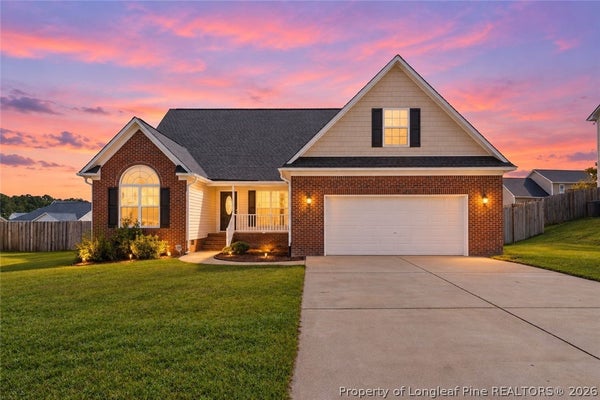 1516 THOROUGHBRED TRL, PARKTON, NC 28371 - Image ce8794c01a54afc0b96d62febd0f0ca9/1040788549