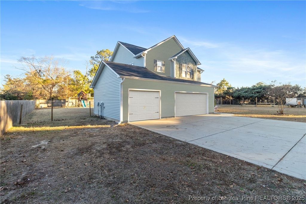 Photo of 425 Woodington Road, Hope Mills, NC 28348 (MLS # 754614)