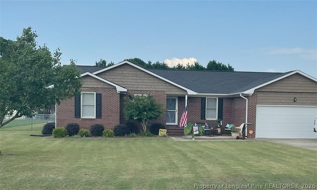 Photo of 346 Grape Arbor Drive, Fayetteville, NC 28312 (MLS # 758291)