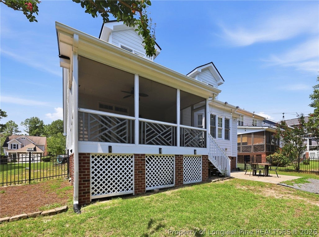16 Cottswold Lane