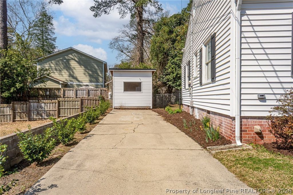 Photo of 324 Fairwood Court, Fayetteville, NC 28305 (MLS # 758879)