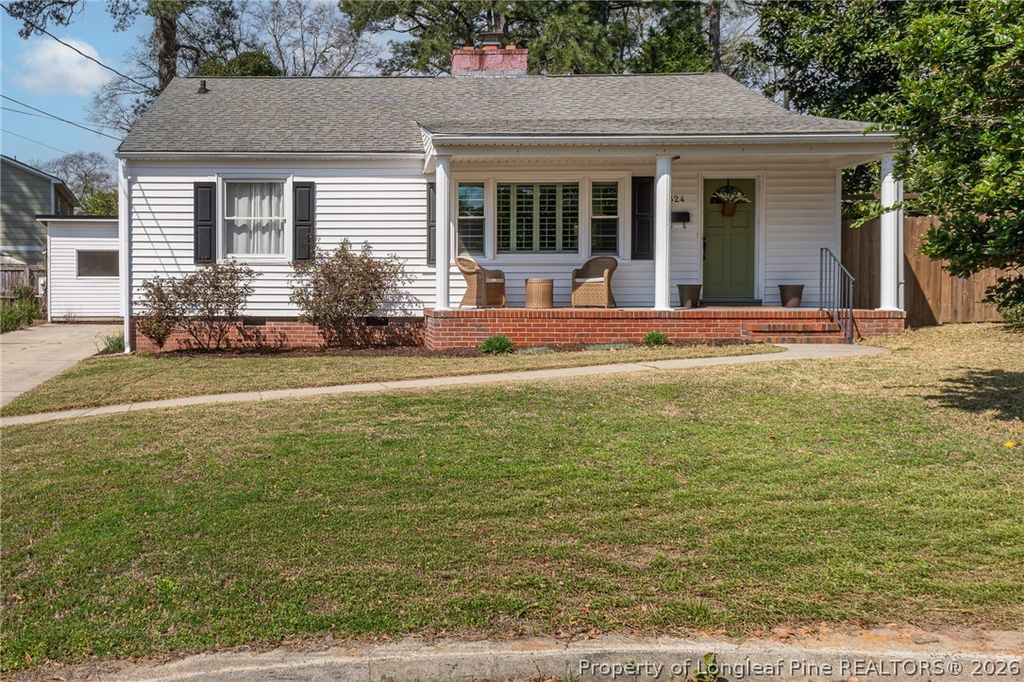 Photo of 324 Fairwood Court, Fayetteville, NC 28305 (MLS # 758879)