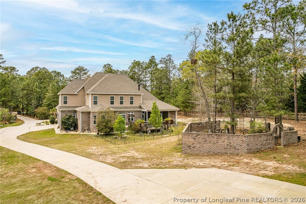 Photo of 126 W Twelve Oaks Road, Raeford, NC 28376 (MLS # 759885)