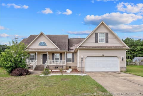 Photo of 1906 Sunshine Court, Hope Mills, NC 28348 (MLS # 766567)
