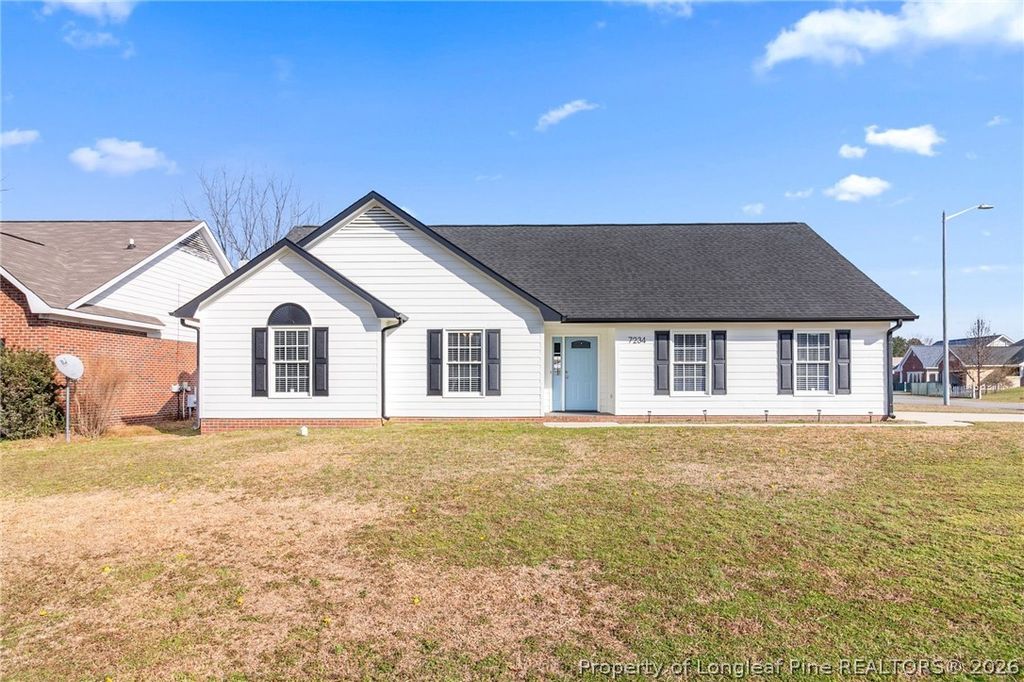 Photo of 7234 Tollhouse Drive, Fayetteville, NC 28314 (MLS # 758349)