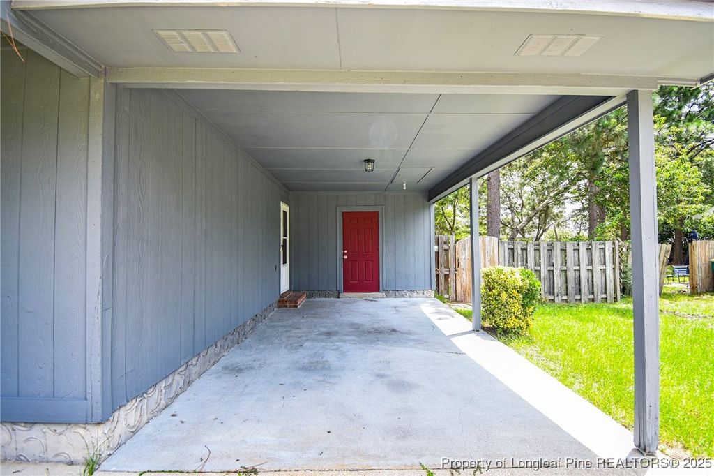 Photo of 6208 Birchbrook Drive, Hope Mills, NC 28348 (MLS # 749566)