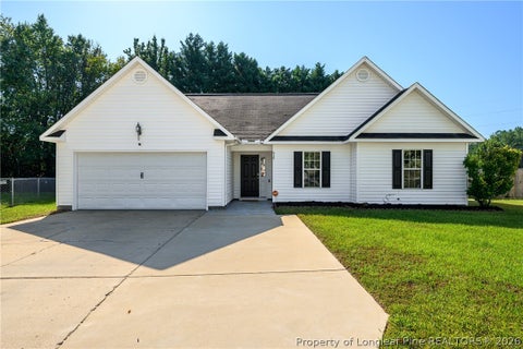 Photo of 920 Mourning Dove Place, Fayetteville, NC 28314 (MLS # 769611)