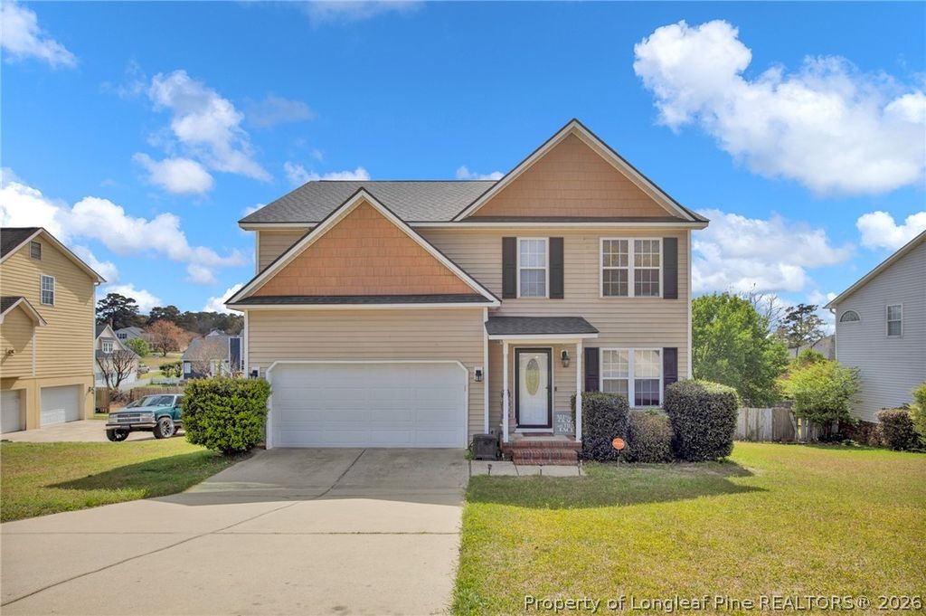 Photo of 429 Bristlecone Road, Fayetteville, NC 28311 (MLS # 759634)