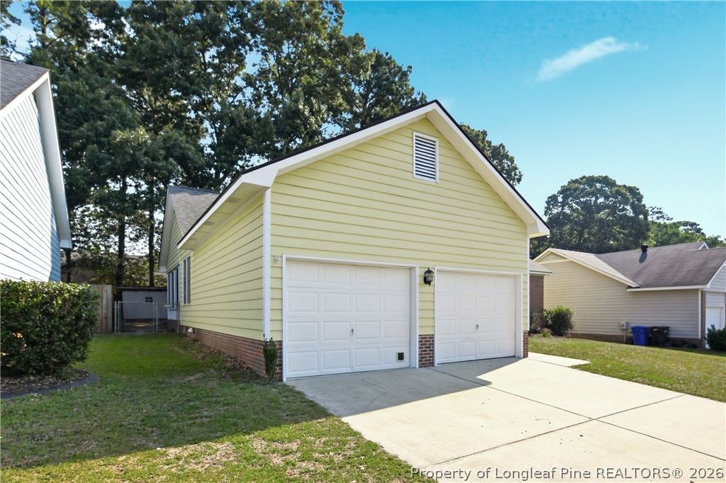 Photo of 7120 Summerlin Drive, Fayetteville, NC 28306 (MLS # 764064)