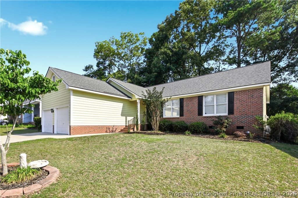 Photo of 7120 Summerlin Drive, Fayetteville, NC 28306 (MLS # 764064)
