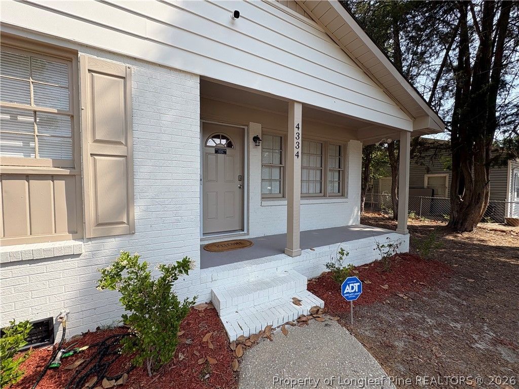 Photo of 4334 Forestview Drive, Fayetteville, NC 28304 (MLS # 761203)