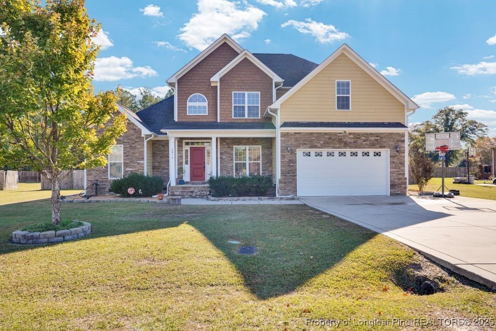 Photo of 2816 Sand Trap Lane, Hope Mills, NC 28348 (MLS # 752714)