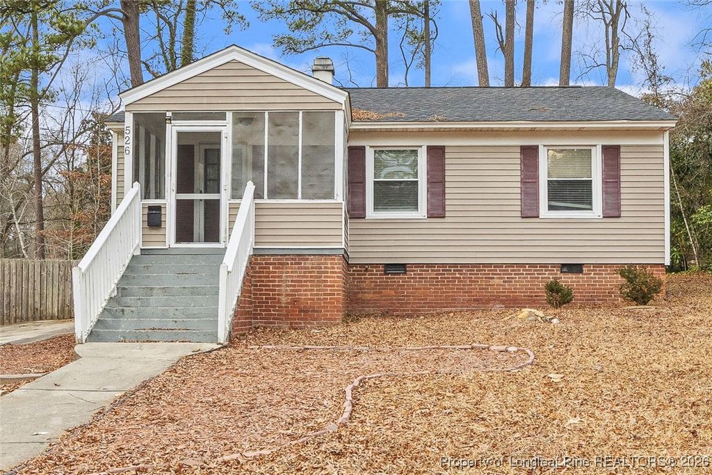 Photo of 526 W Weatherspoon Street, Sanford, NC 27330 (MLS # 755673)
