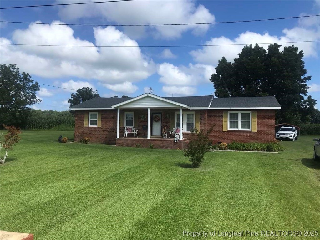 Photo 1 of 14 — 2067 N Broadridge Road, Lumberton, NC 28358