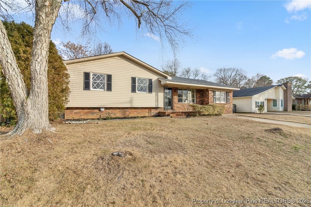 Photo of 2167 Quail Ridge Drive, Fayetteville, NC 28304 (MLS # 755225)