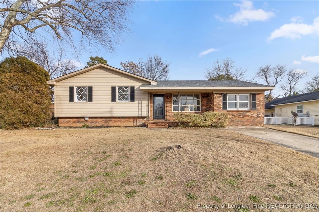 Photo of 2167 Quail Ridge Drive, Fayetteville, NC 28304 (MLS # 755225)