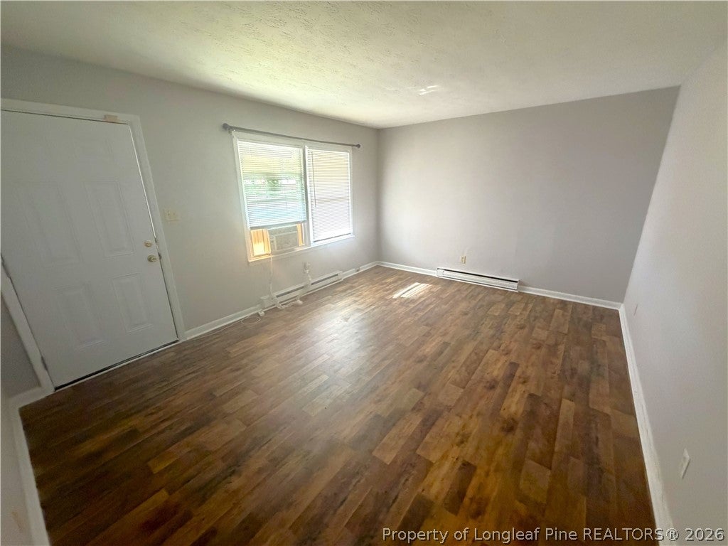 2101 Decor Street