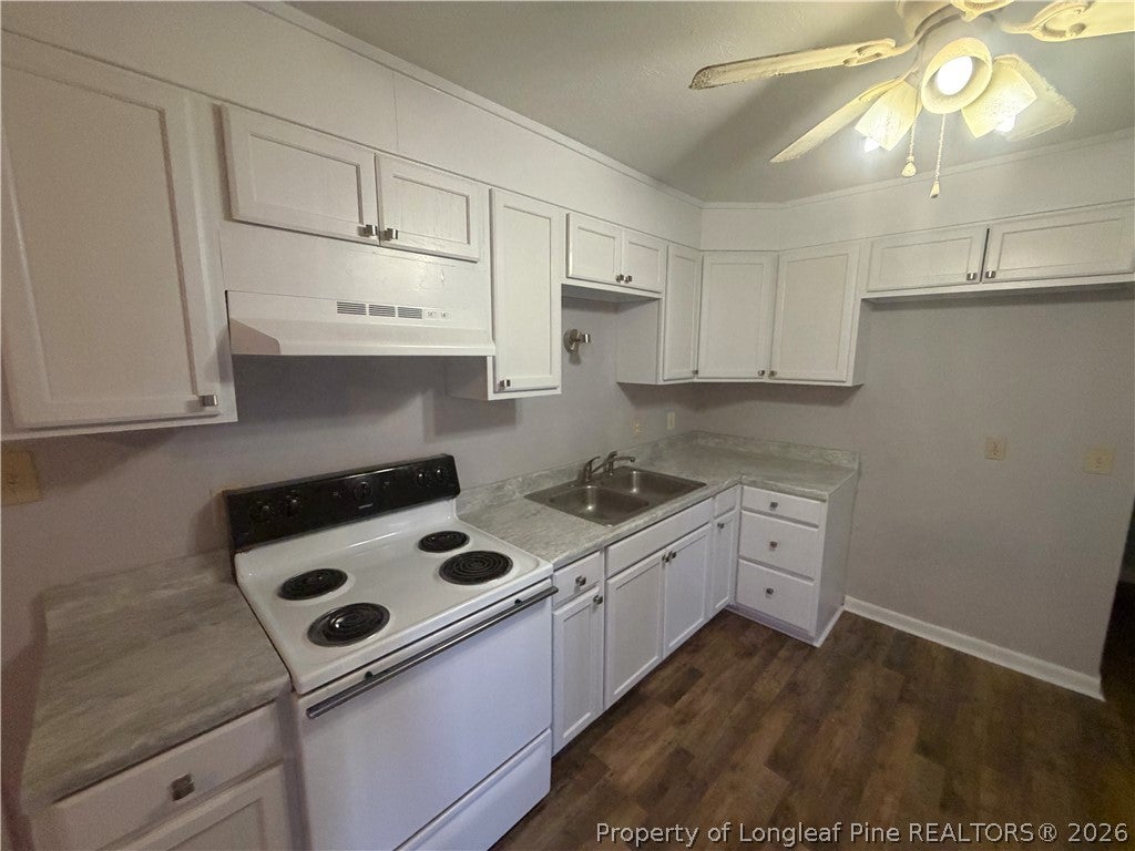 2101 Decor Street