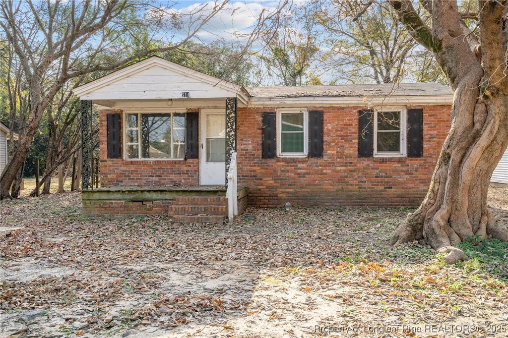 Photo of 614 Hall Street, Laurinburg, NC 28352 (MLS # 753714)